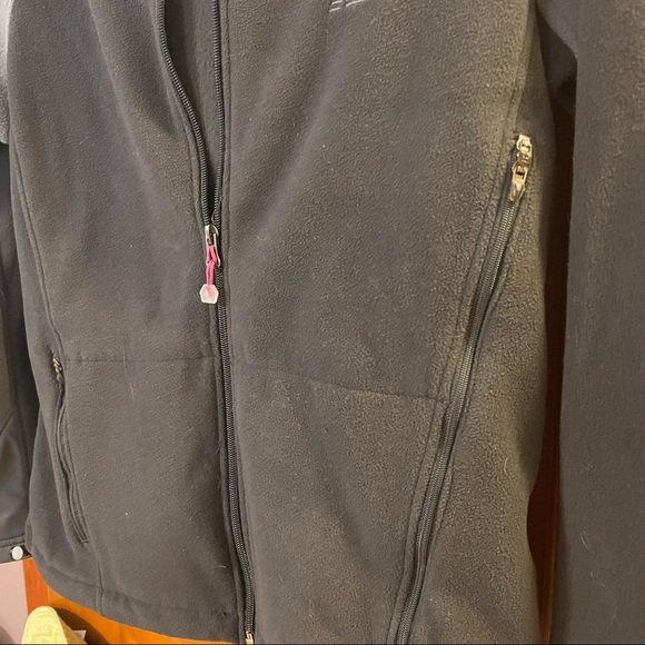 New Balance Women’s Grey Zip-Up Fleece - Picture 3 of 6